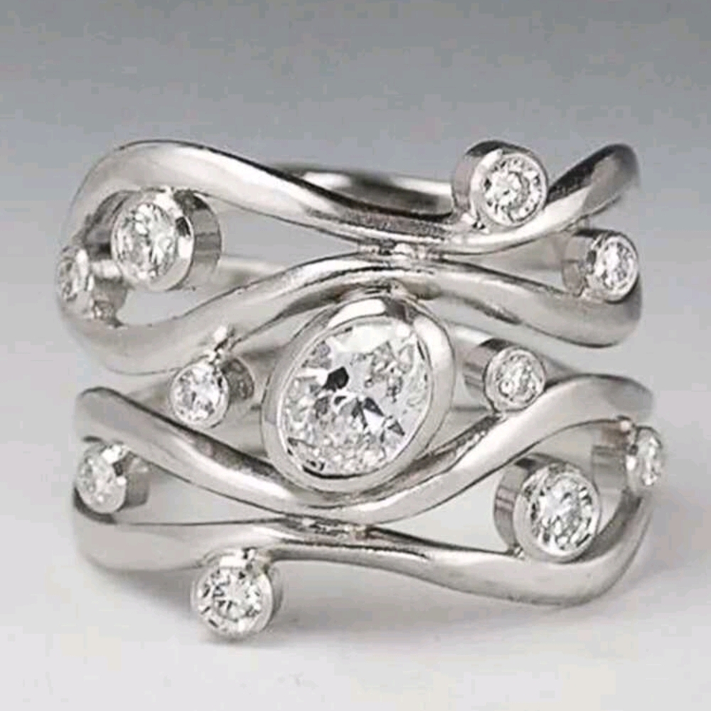 Elegant Silver Diamond Ring